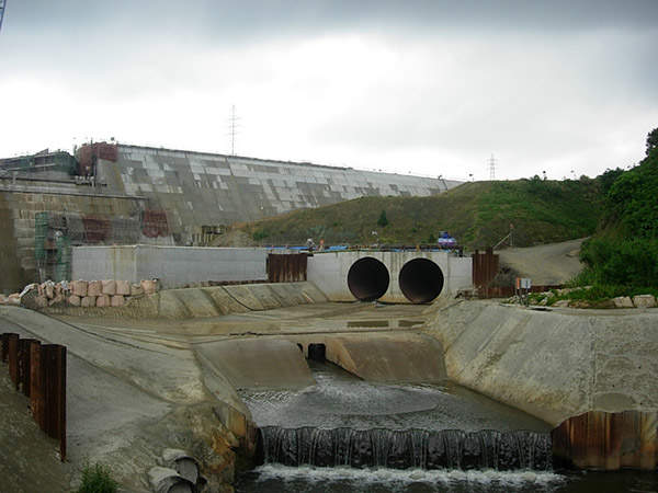 The Okukubi River is diverted on its left bank for constructing the Okukubi Dam. Image courtesy of NortyNort.
