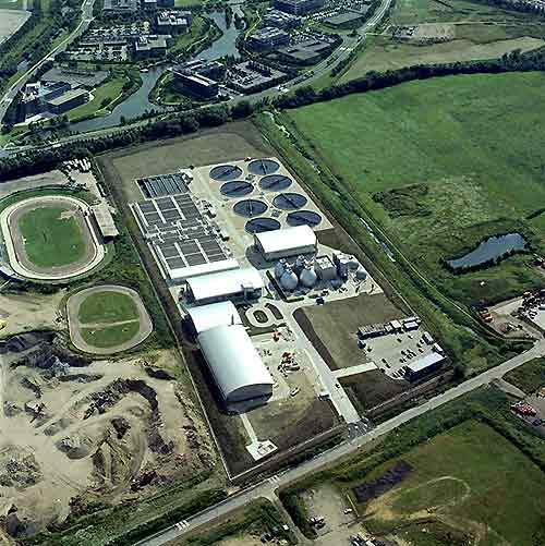 Reading's new sewage treatment works was officially opened in January 2005.